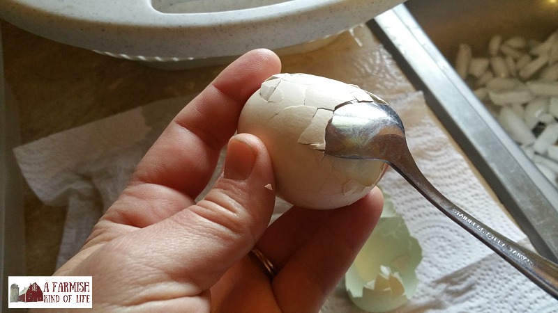 The easiest way to make hardboiled eggs that will actually peel? Yeah. I figured it out.